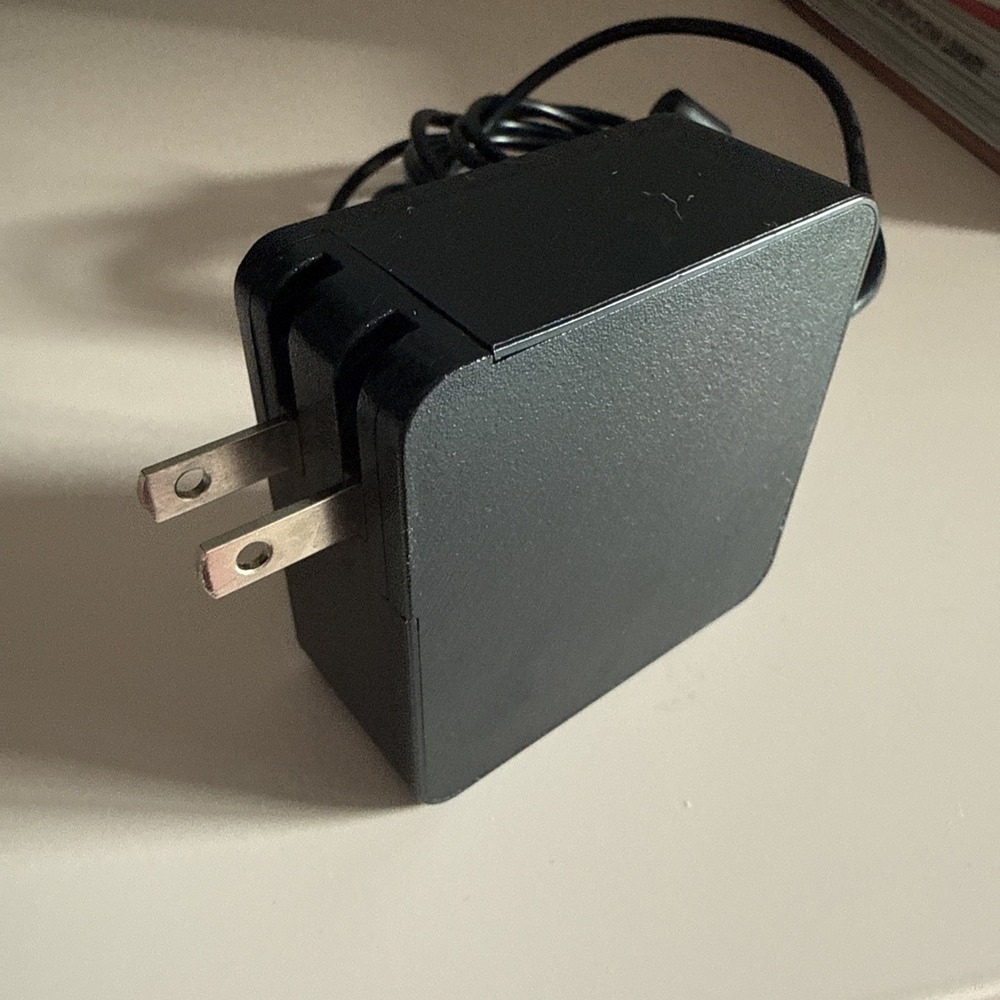 Genuine Lenovo IdeaPad AC Power Adapter 330S-15ARR 20V 3.25A 65W ADP200325UZF - Picture 4 of 4